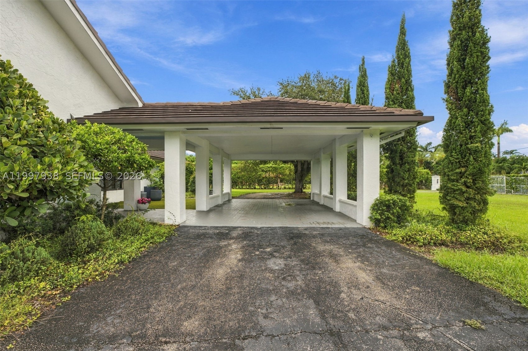 11301 SW 95th St, Miami FL 33176
