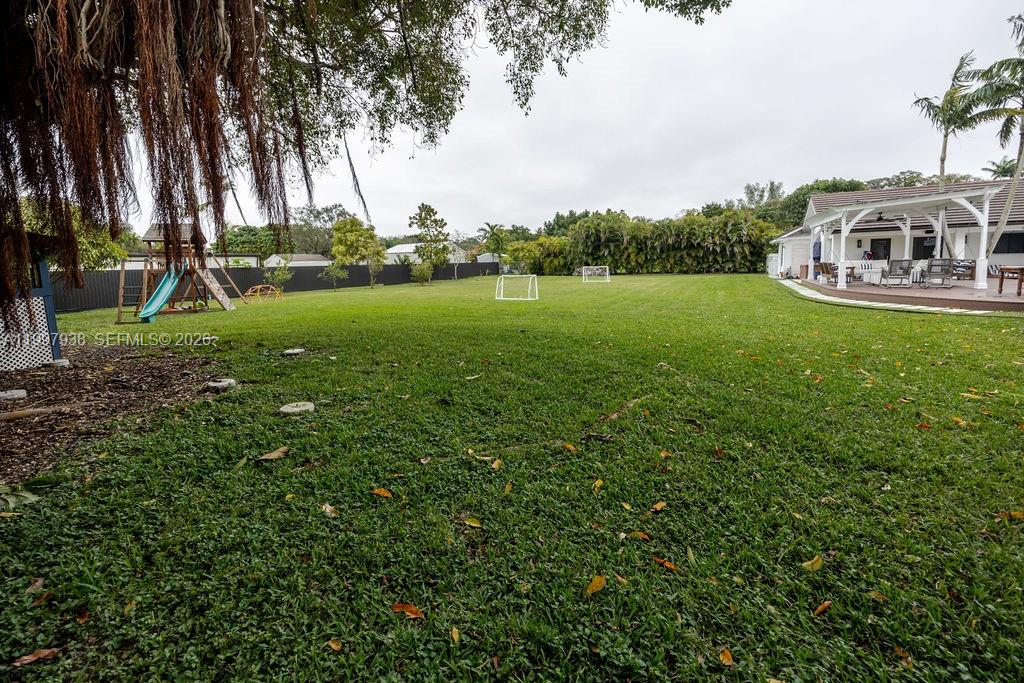 11301 SW 95th St, Miami FL 33176