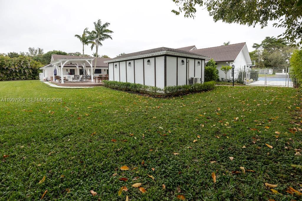 11301 SW 95th St, Miami FL 33176