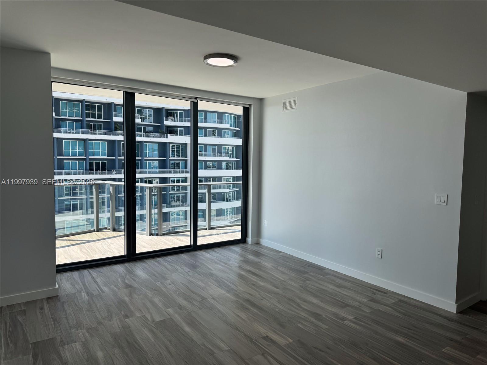 1300 S Miami Ave #4007, Miami FL 33130