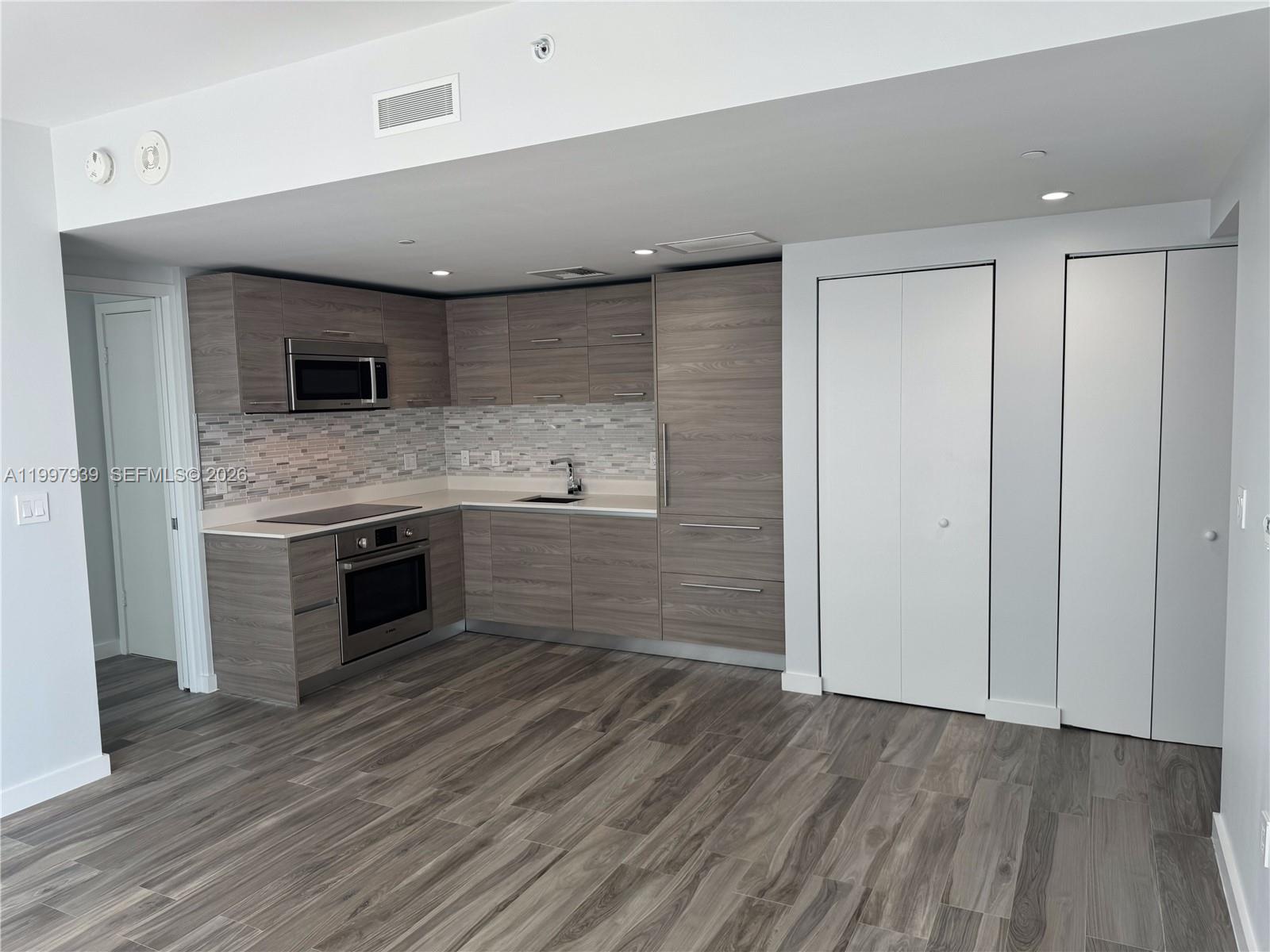 1300 S Miami Ave #4007, Miami FL 33130