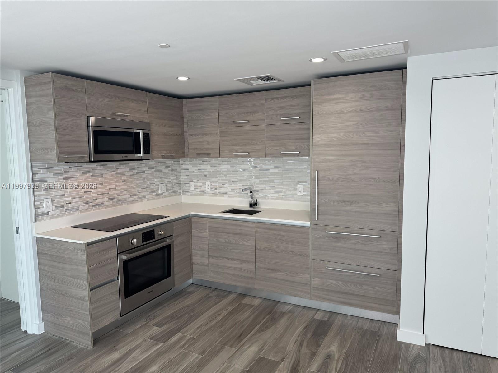 1300 S Miami Ave #4007, Miami FL 33130