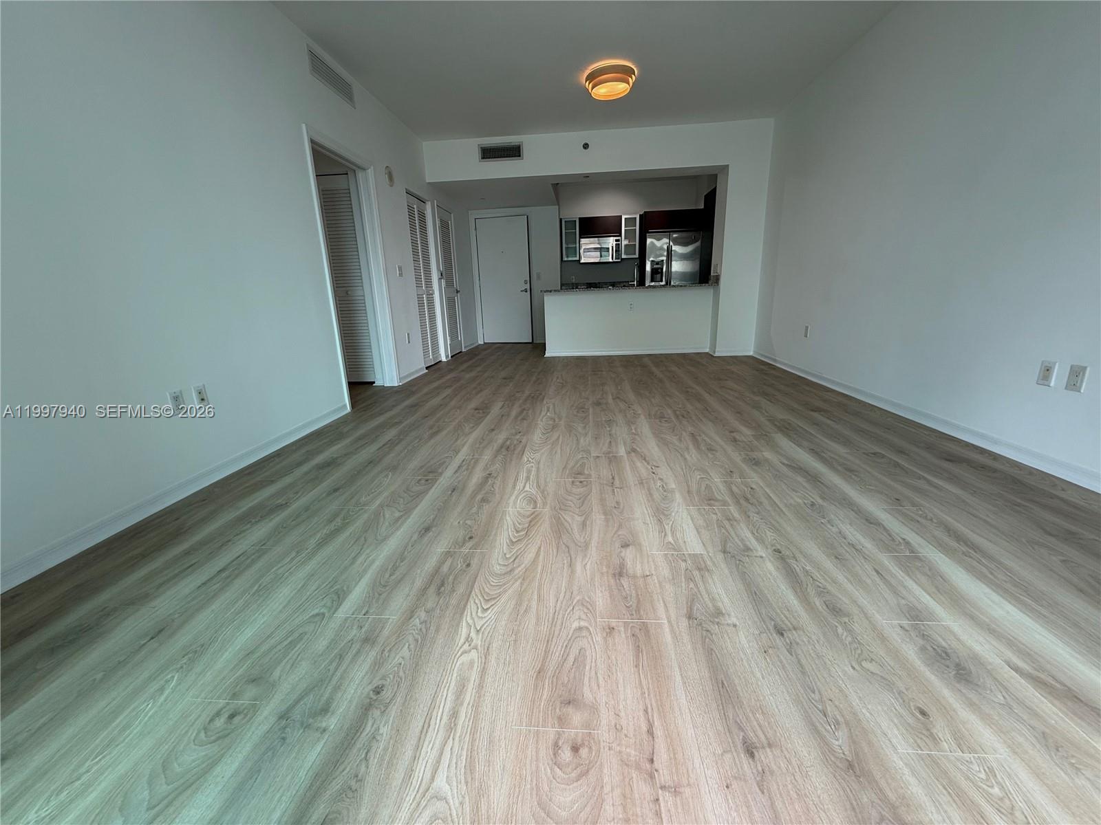 951 Brickell Ave #1103, Miami FL 33131