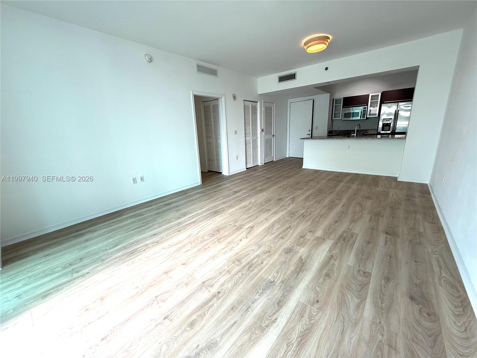 951 Brickell Ave #1103, Miami FL 33131