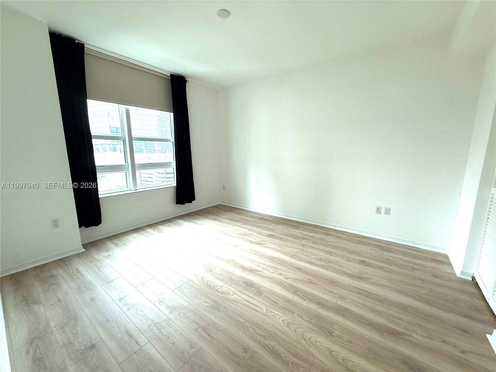951 Brickell Ave #1103, Miami FL 33131