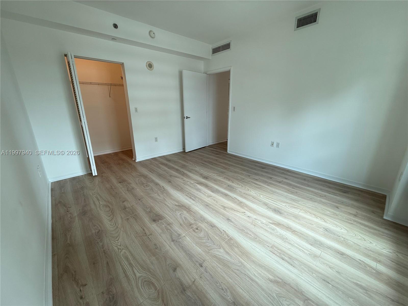 951 Brickell Ave #1103, Miami FL 33131