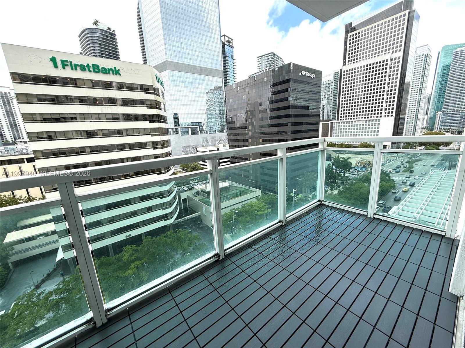 951 Brickell Ave #1103, Miami FL 33131
