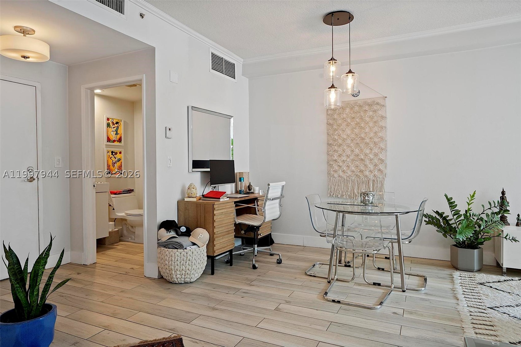 1 Century Ln #303, Miami Beach FL 33139