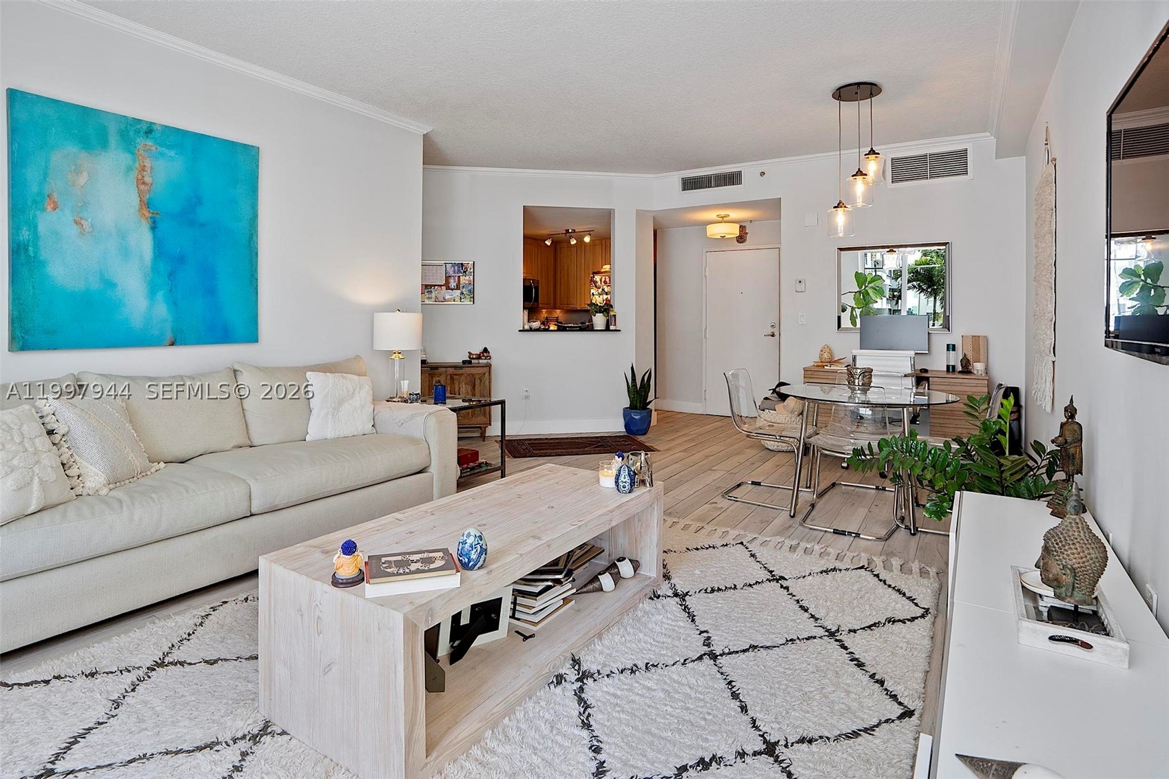 1 Century Ln #303, Miami Beach FL 33139