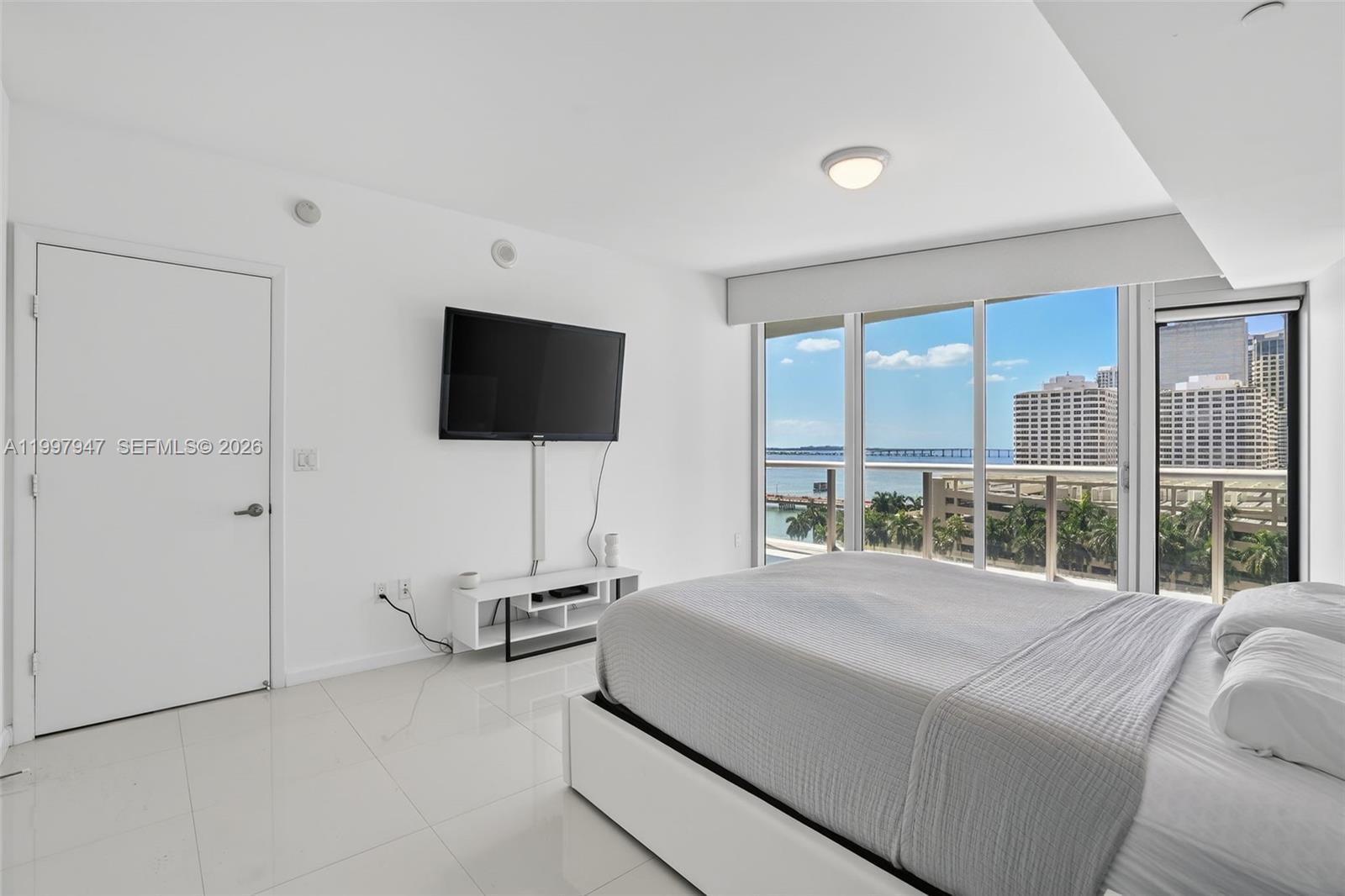 495 Brickell Ave #1007, Miami FL 33131