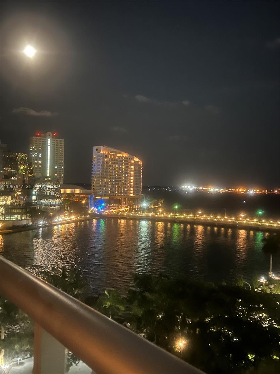 495 Brickell Ave #1007, Miami FL 33131