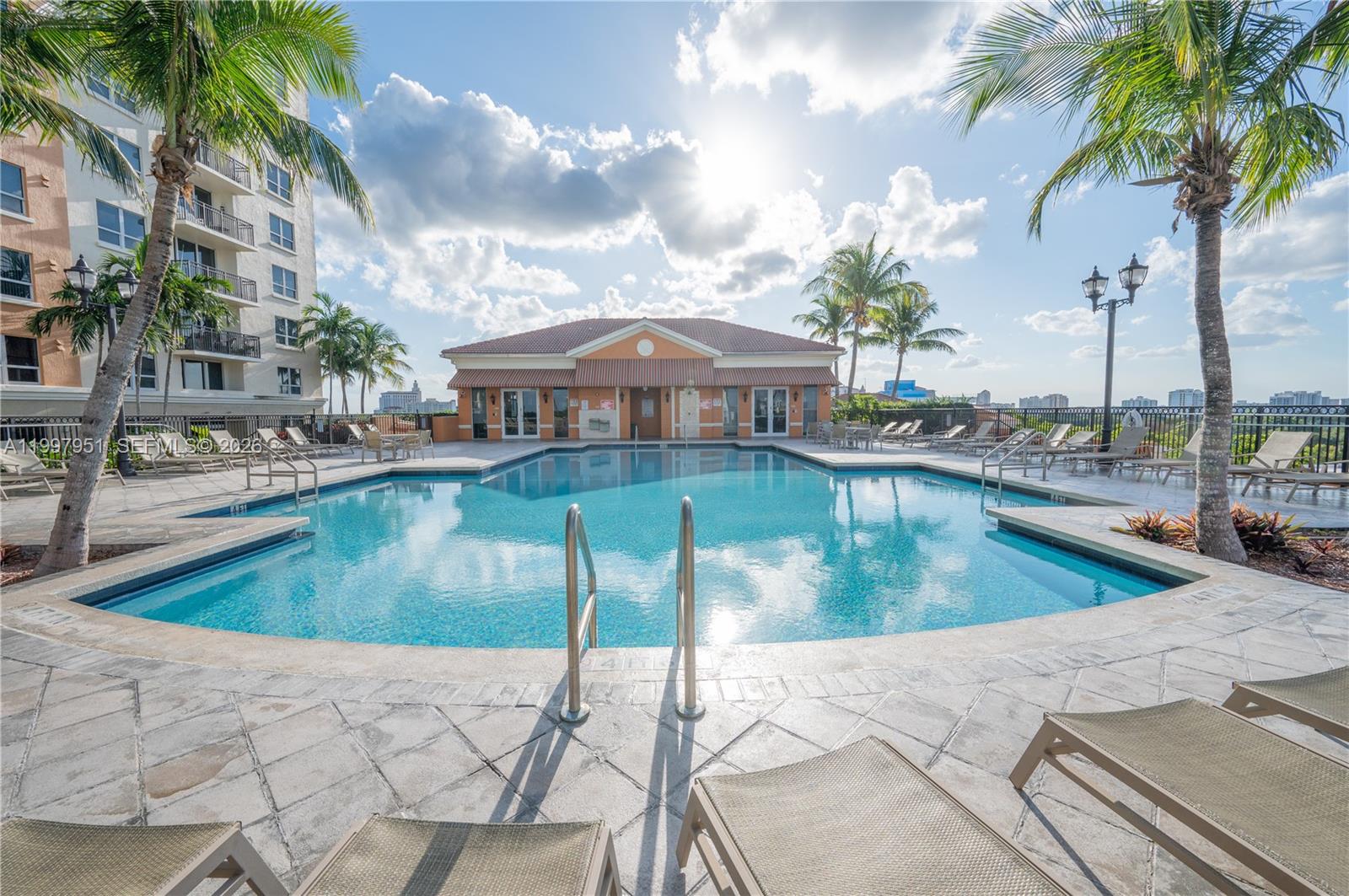 3232 SW 22nd Ter #607, Miami FL 33145