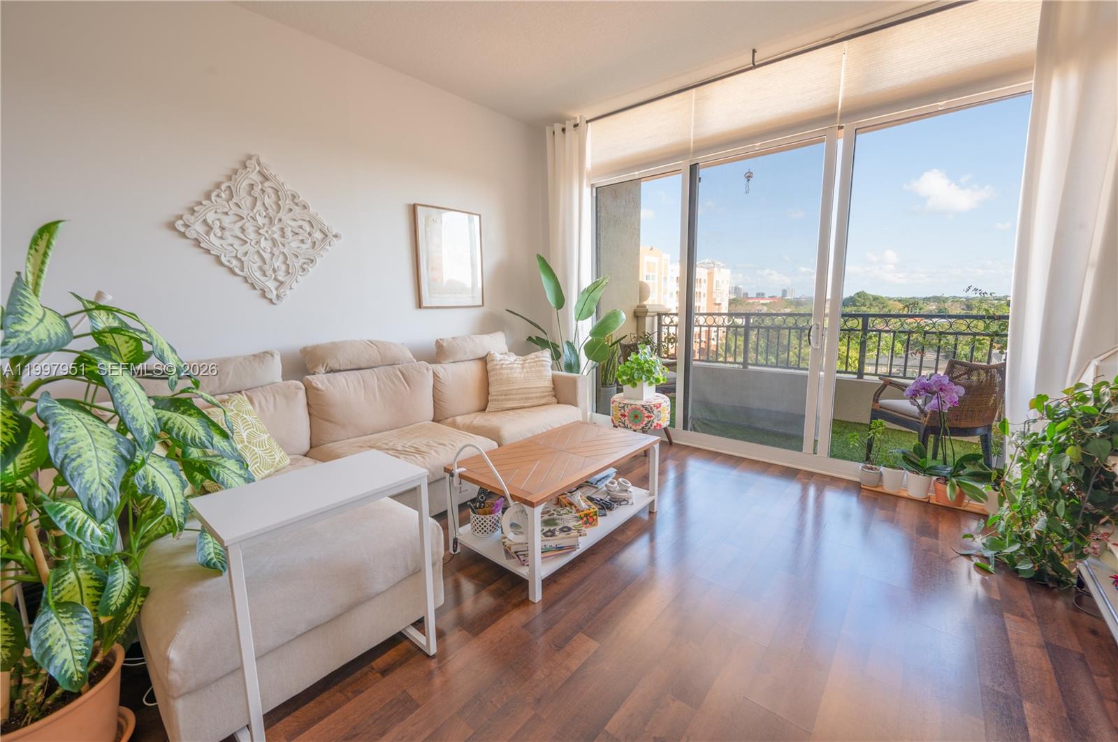 3232 SW 22nd Ter #607, Miami FL 33145