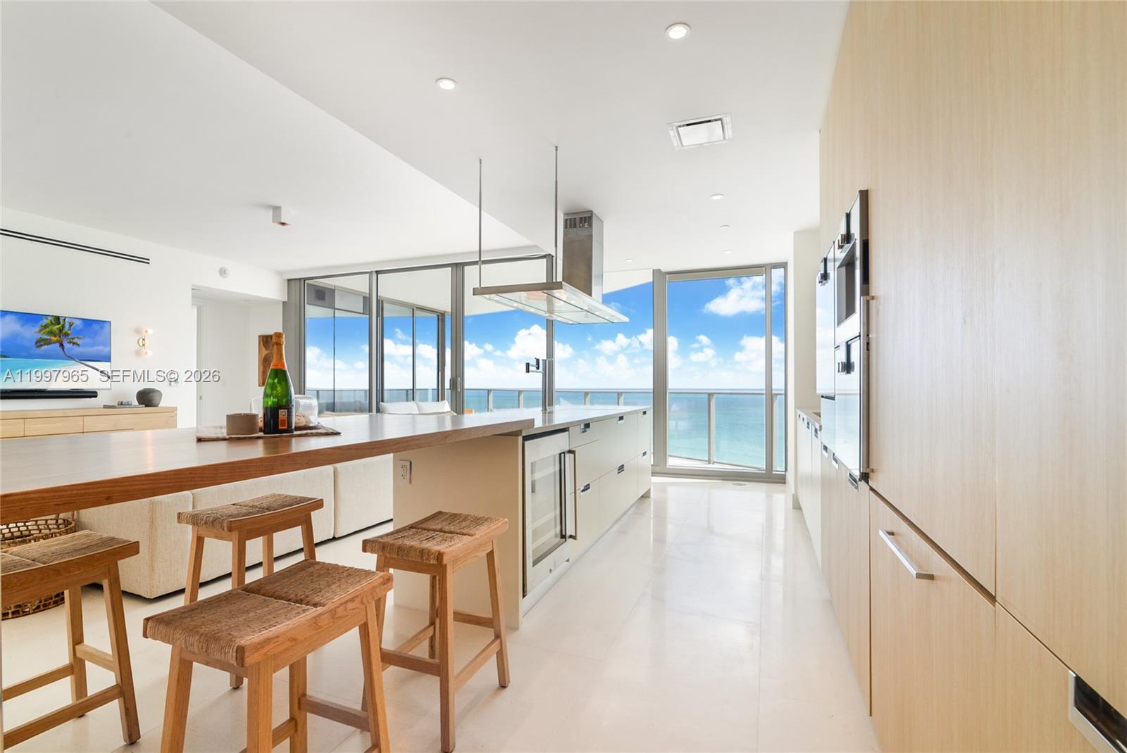 15701 Collins Ave #2302, Sunny Isles Beach FL 33160