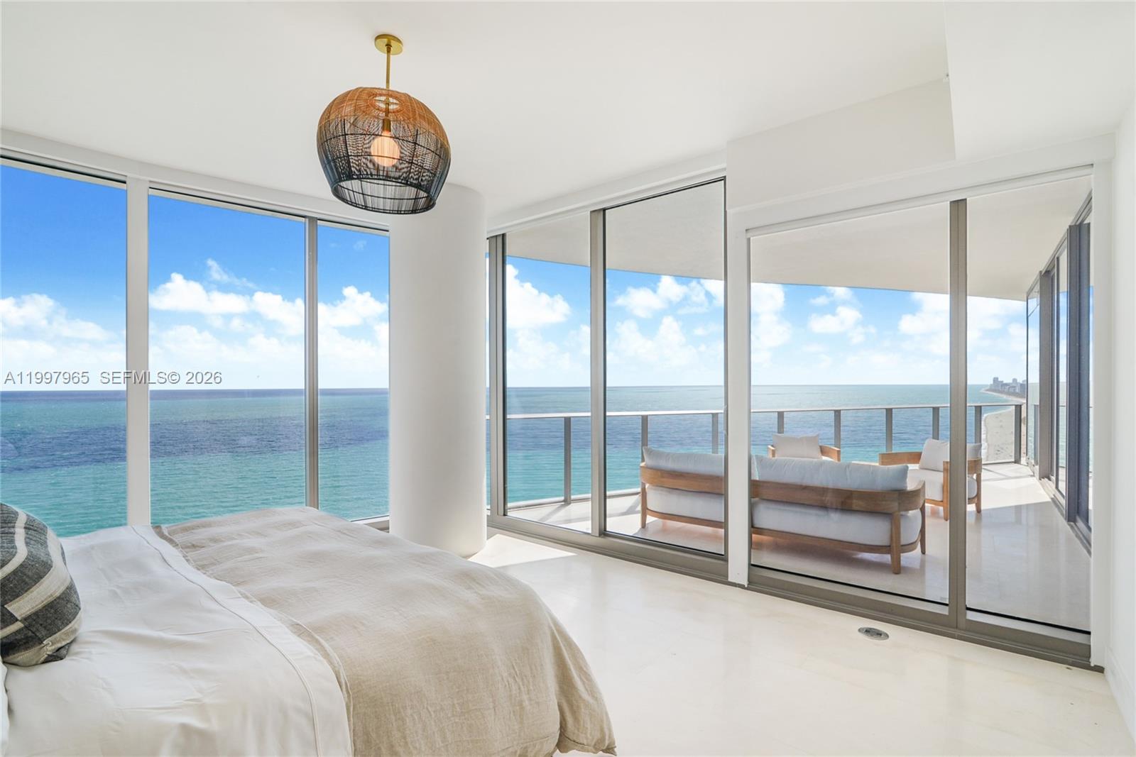 15701 Collins Ave #2302, Sunny Isles Beach FL 33160
