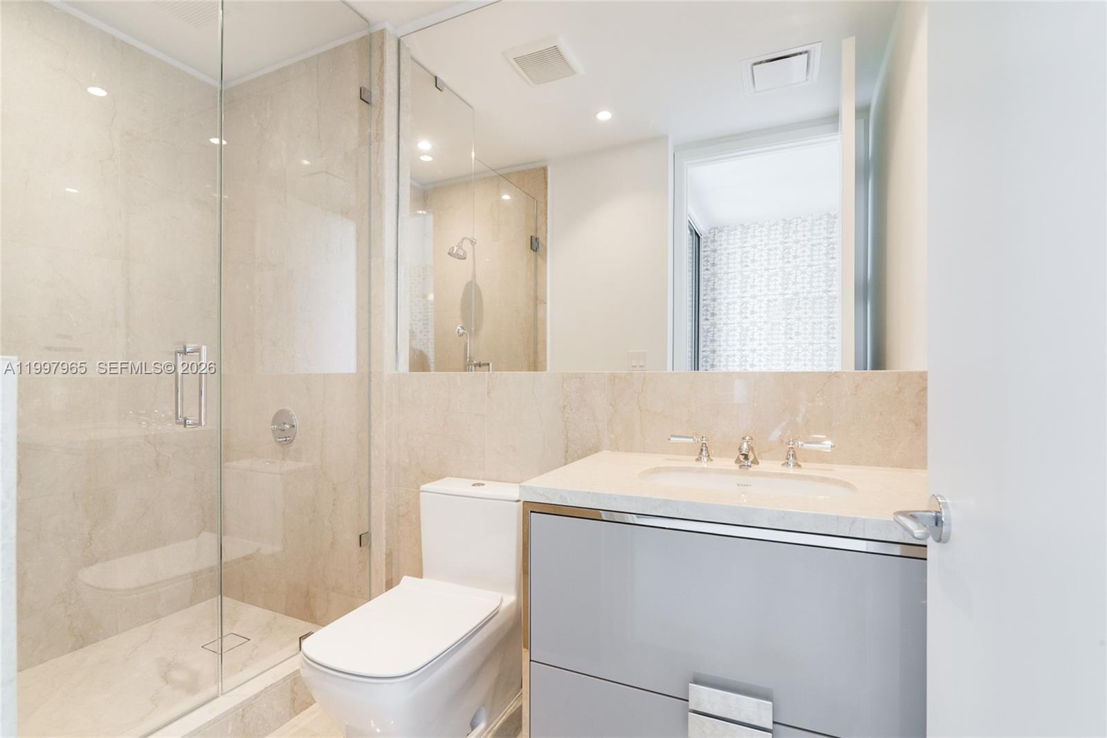 15701 Collins Ave #2302, Sunny Isles Beach FL 33160