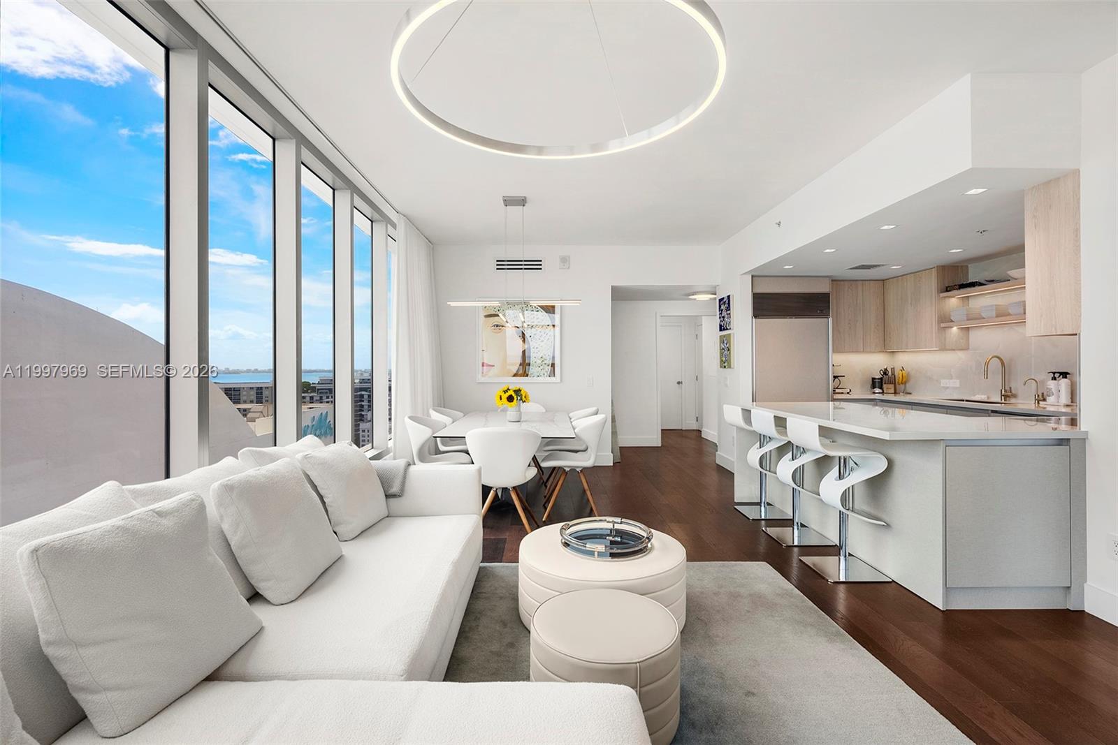 6899 Collins Ave #1908, Miami Beach FL 33141