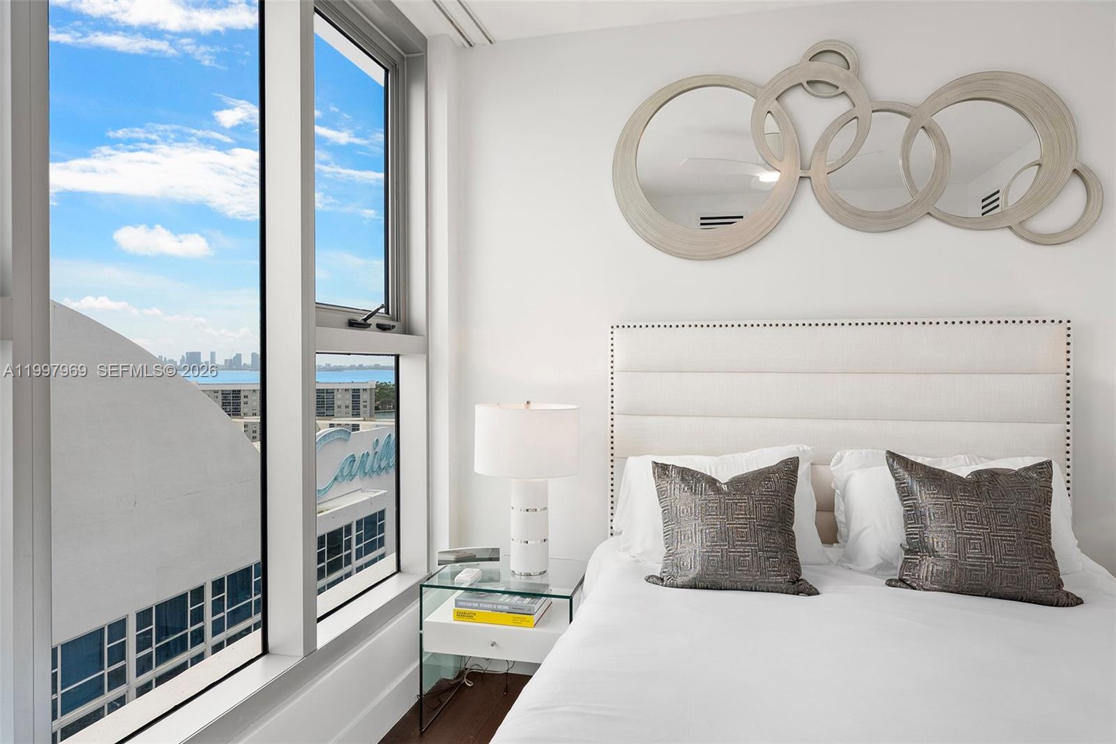 6899 Collins Ave #1908, Miami Beach FL 33141