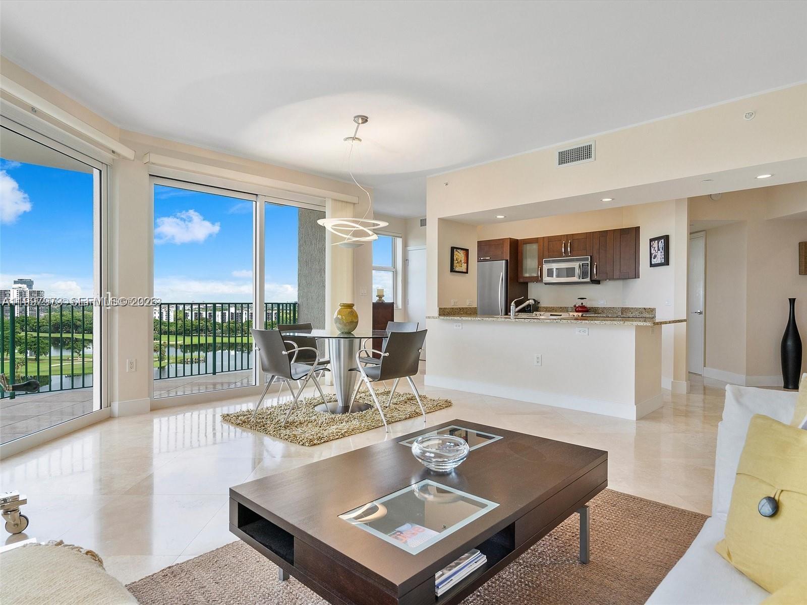 20000 E Country Club Dr #1102, Aventura FL 33180