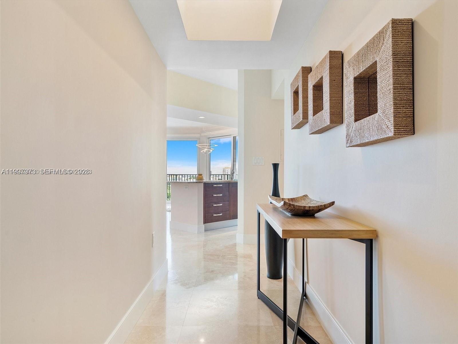 20000 E Country Club Dr #1102, Aventura FL 33180