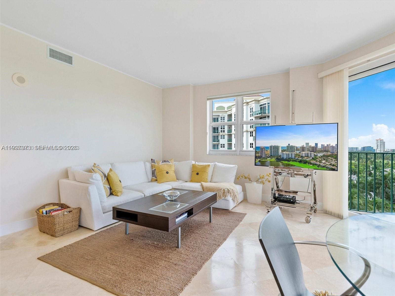 20000 E Country Club Dr #1102, Aventura FL 33180