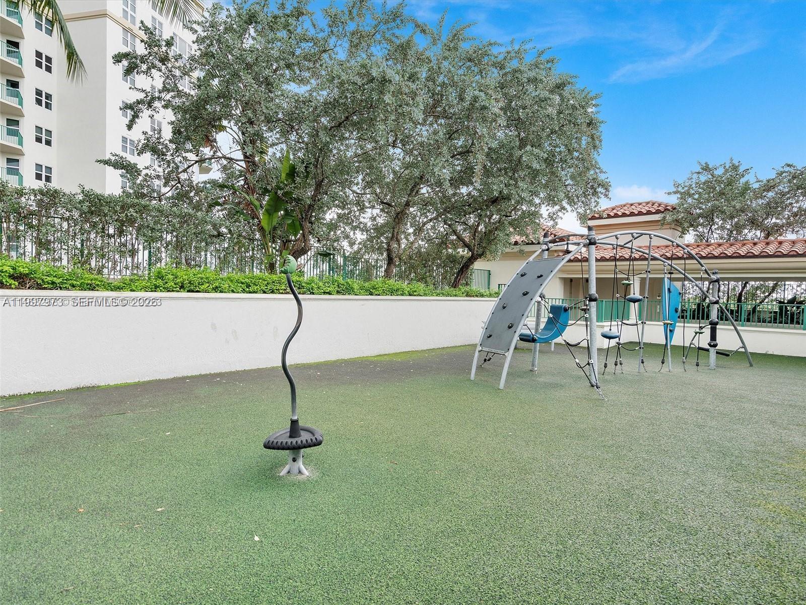 20000 E Country Club Dr #1102, Aventura FL 33180