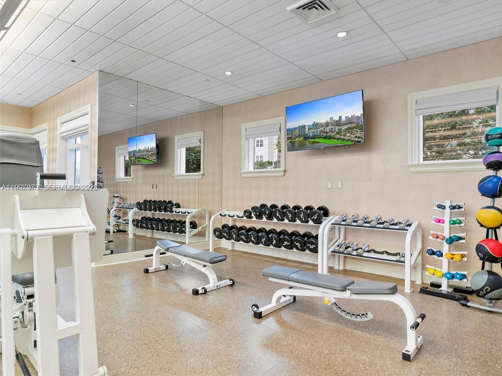 20000 E Country Club Dr #1102, Aventura FL 33180