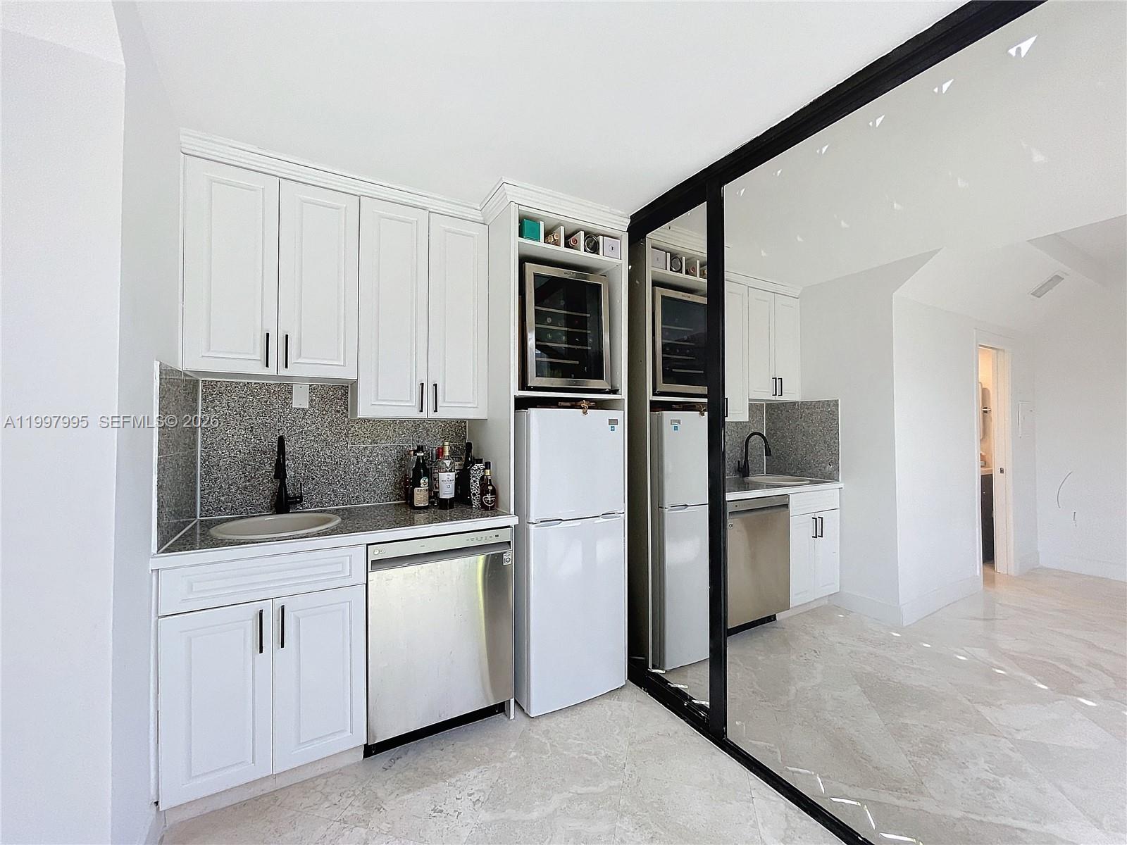 201 Crandon Blvd #163, Key Biscayne FL 33149