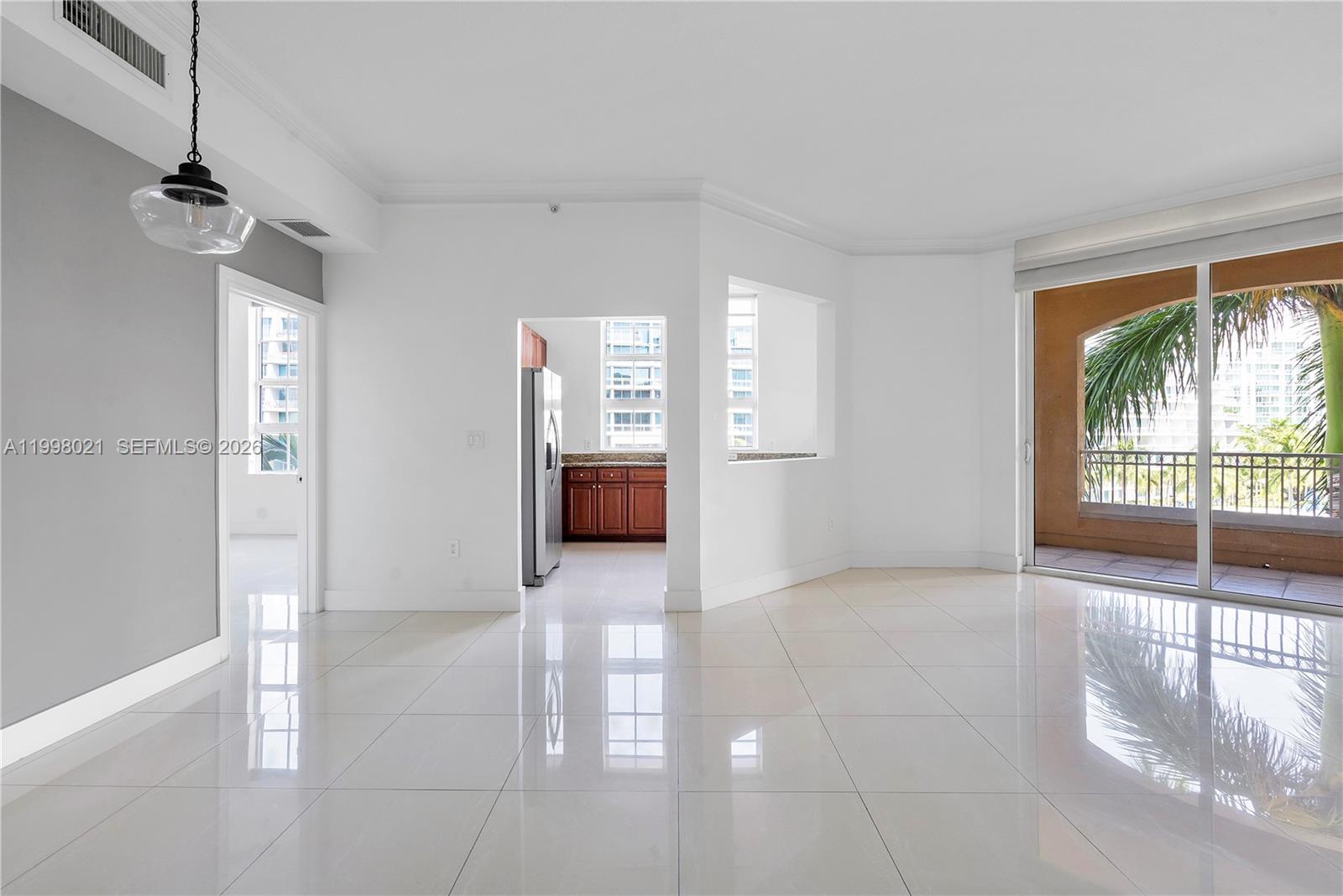 3001 NE 185th St #411, Aventura FL 33180