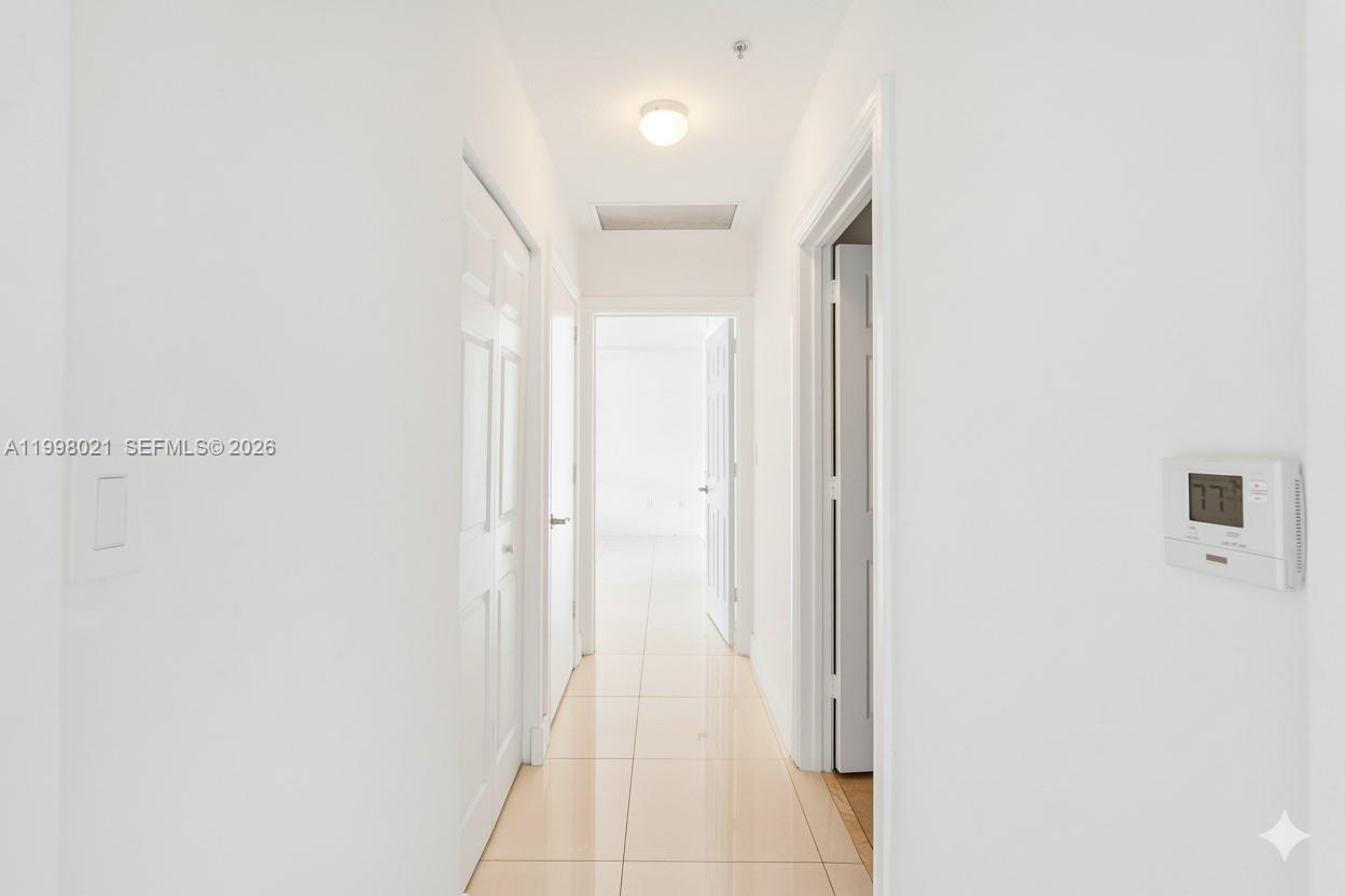 3001 NE 185th St #411, Aventura FL 33180