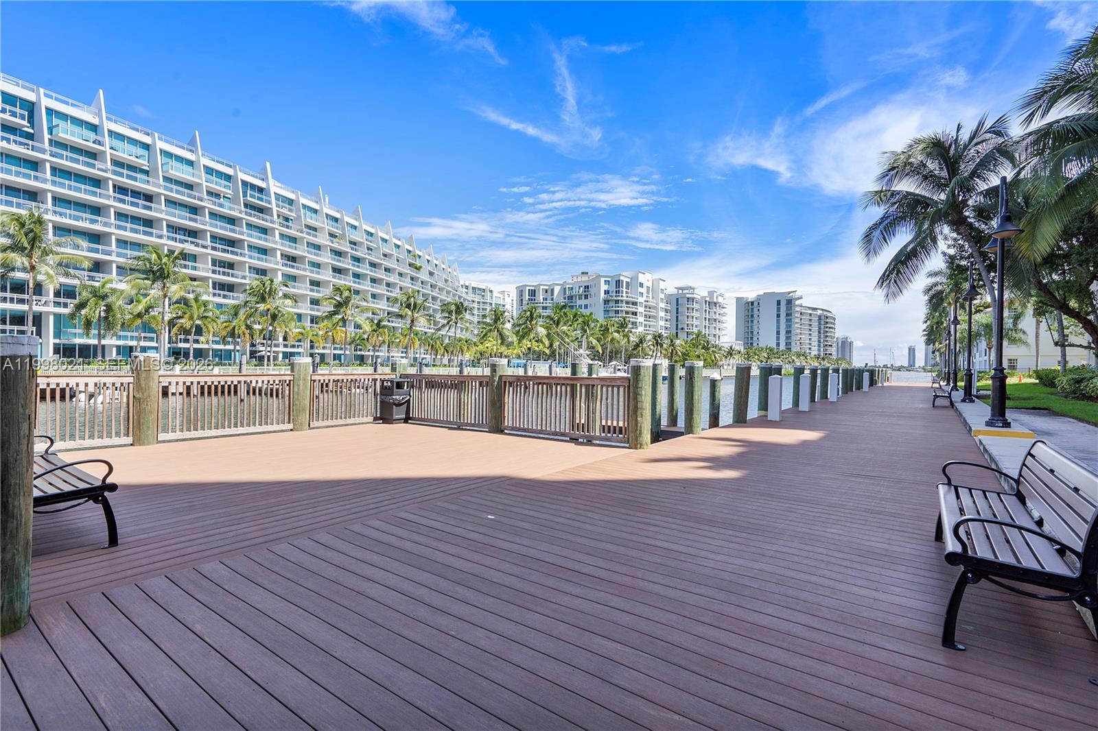 3001 NE 185th St #411, Aventura FL 33180