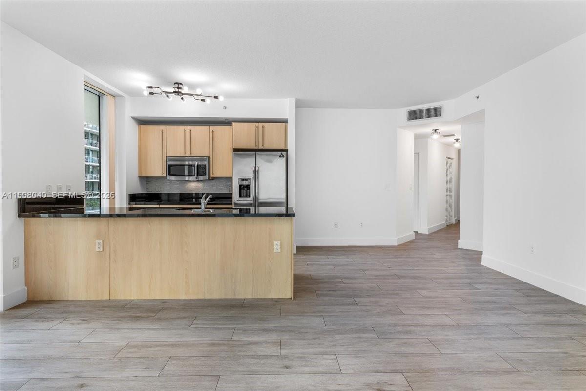 1111 SW 1st Ave #1019-N, Miami FL 33130