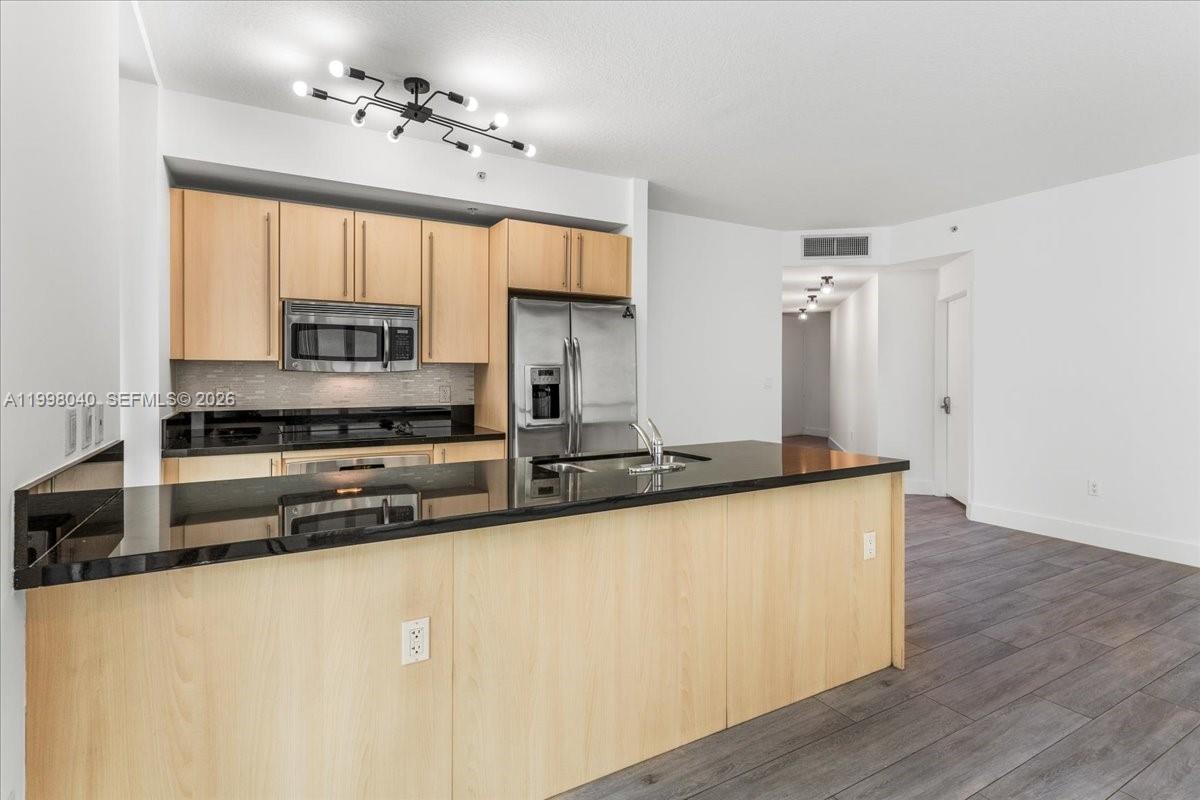 1111 SW 1st Ave #1019-N, Miami FL 33130