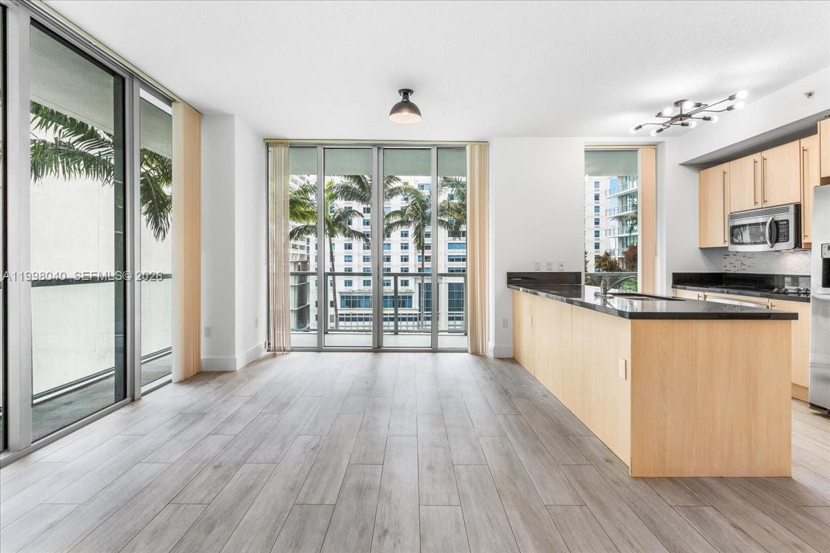 1111 SW 1st Ave #1019-N, Miami FL 33130