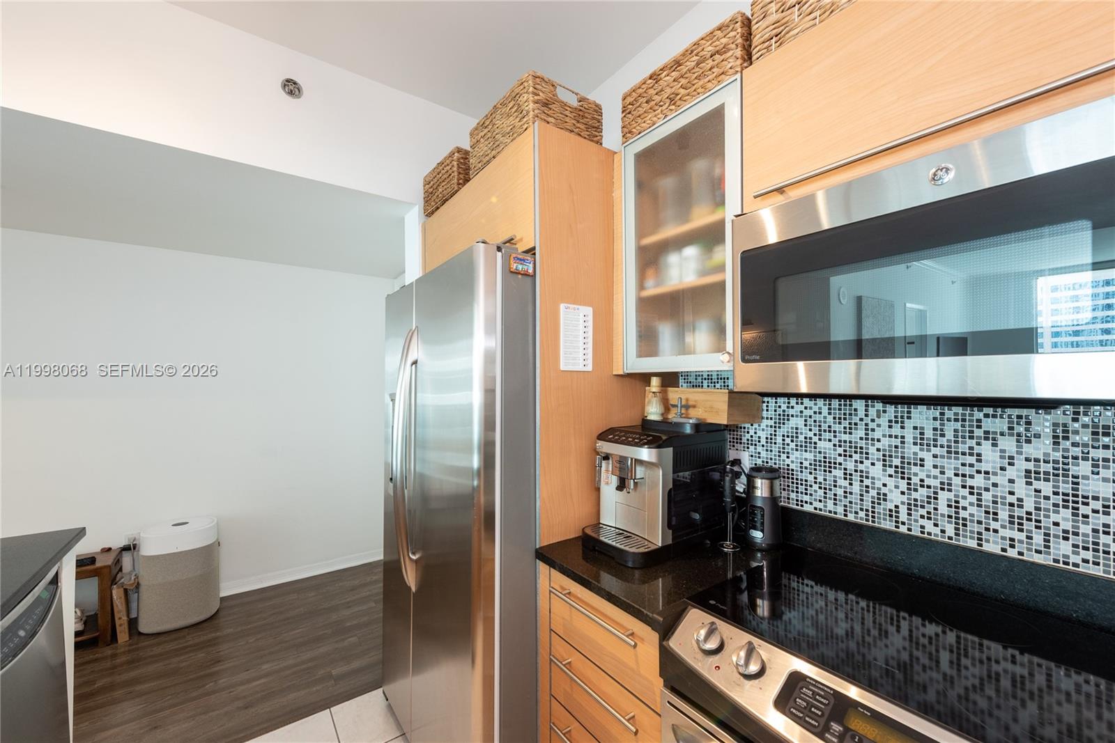 950 Brickell Bay Dr #2304, Miami FL 33131