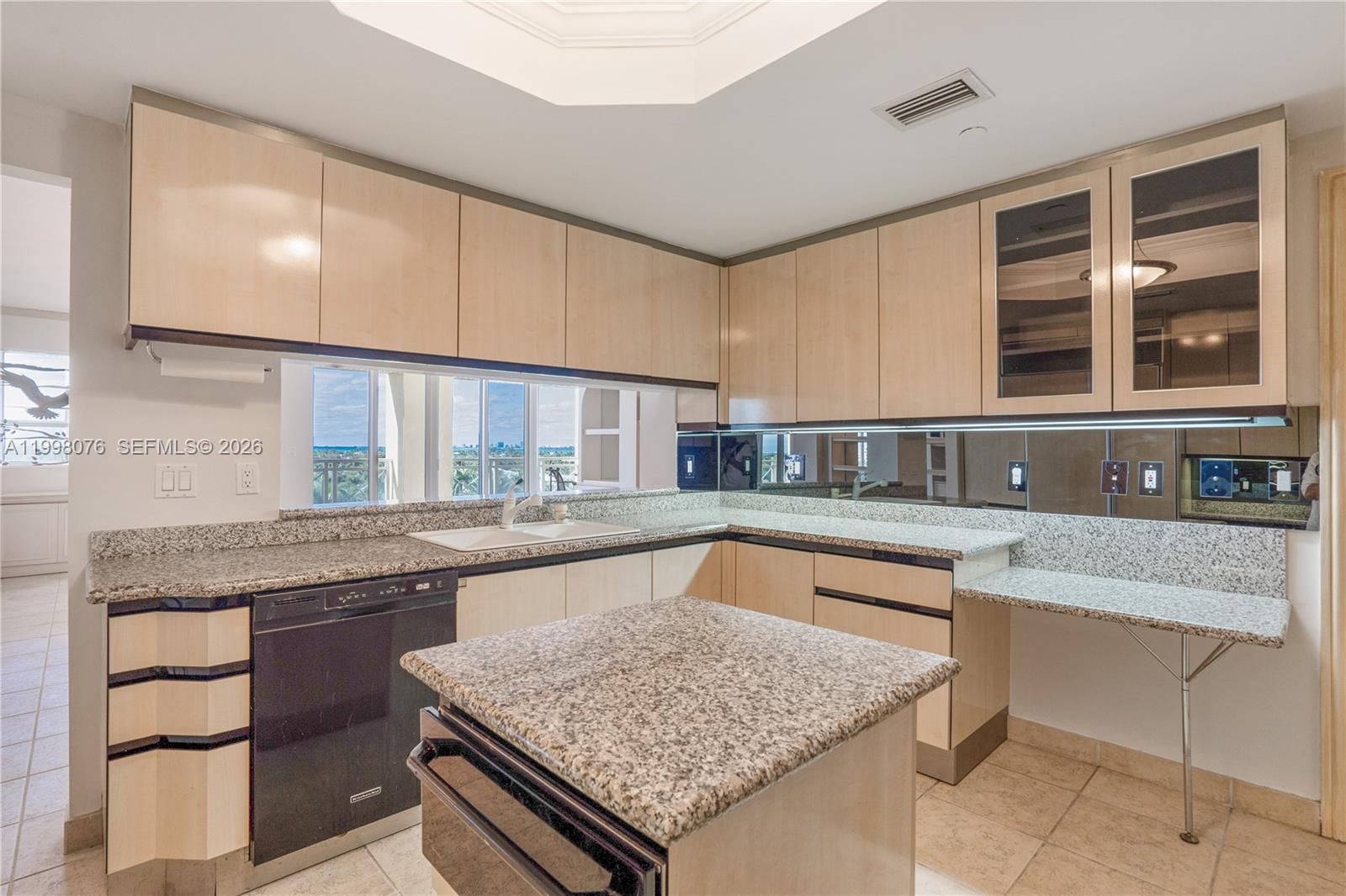 445 Grand Bay Dr #711, Key Biscayne FL 33149