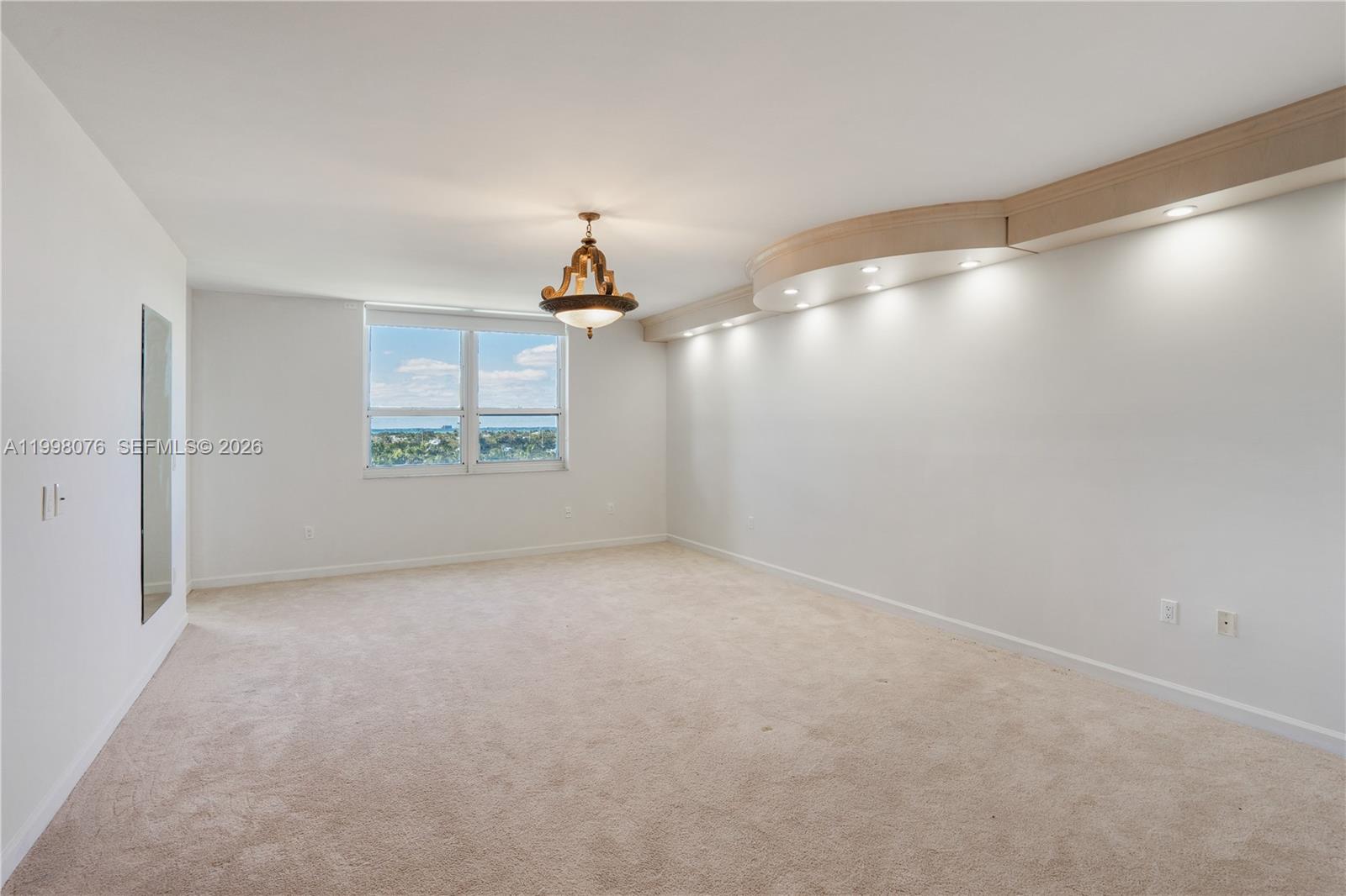 445 Grand Bay Dr #711, Key Biscayne FL 33149