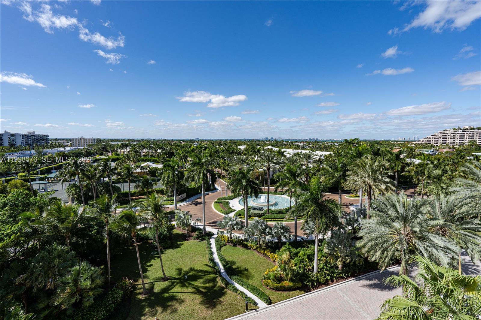 445 Grand Bay Dr #711, Key Biscayne FL 33149