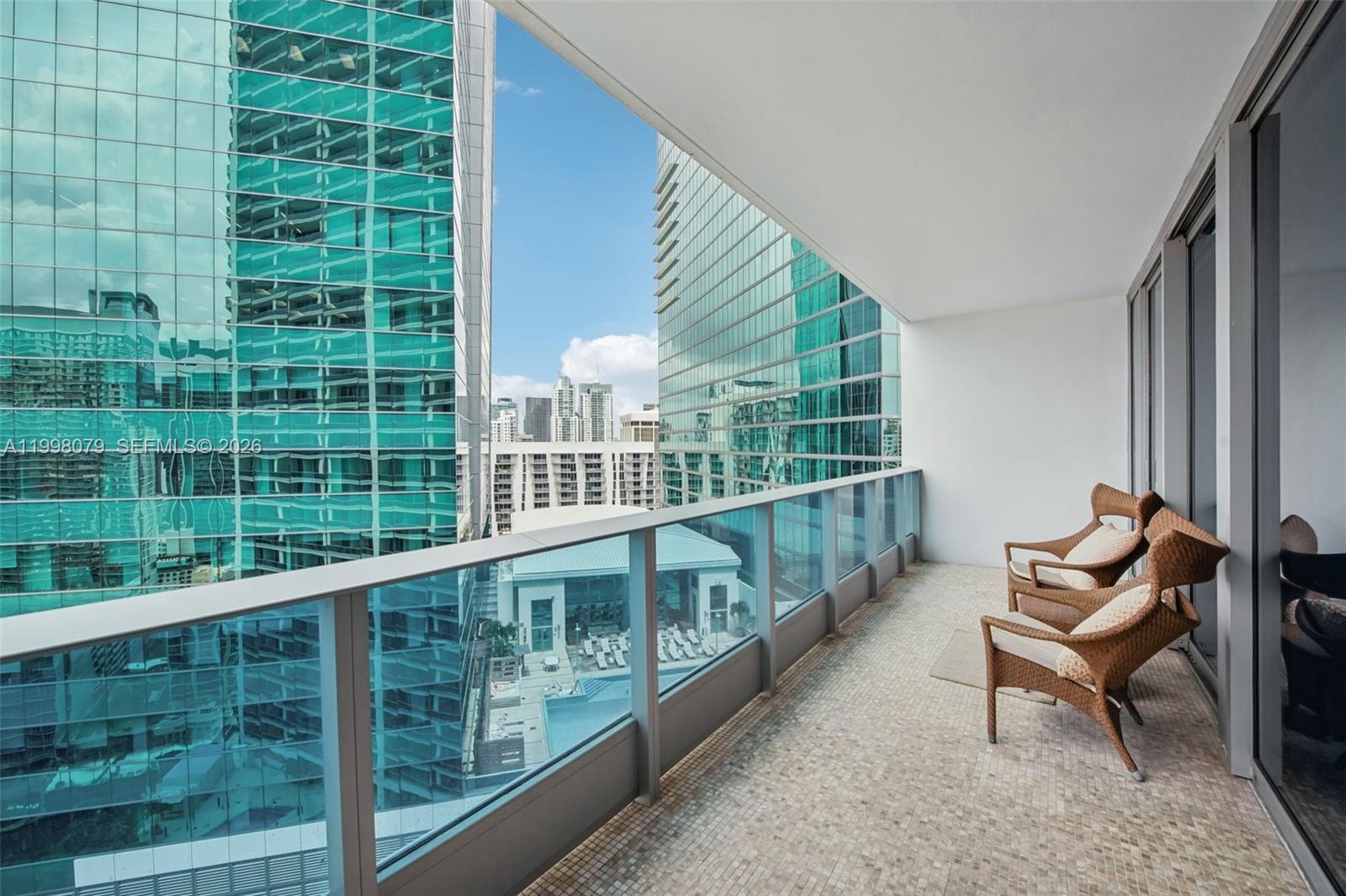 200 Biscayne Boulevard Way #3113, Miami FL 33131