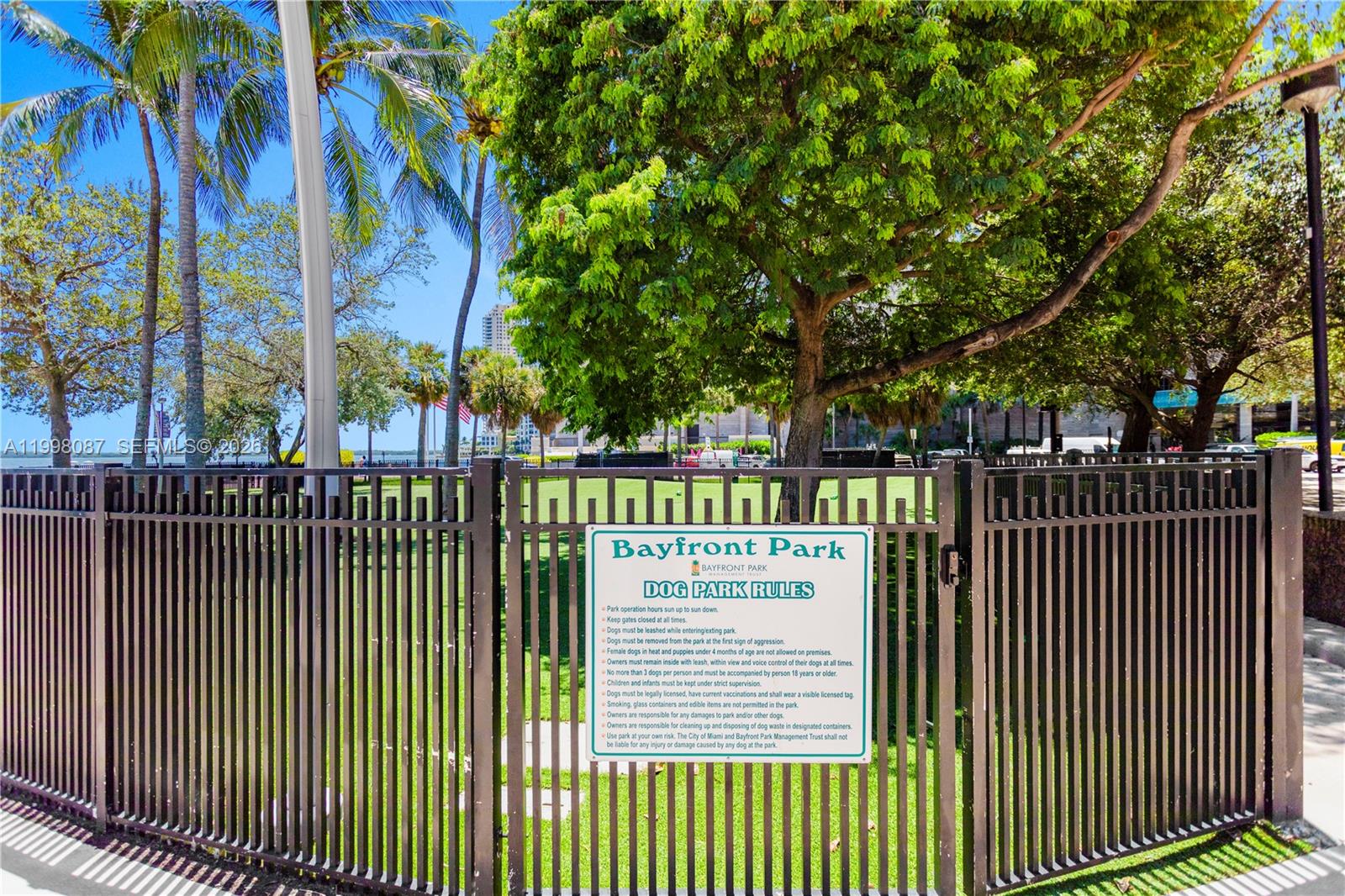 300 S Biscayne Blvd #T-2414, Miami FL 33131