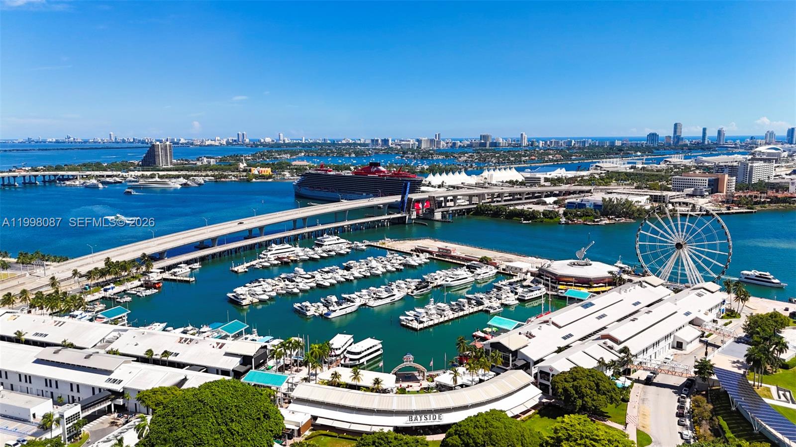 300 S Biscayne Blvd #T-2414, Miami FL 33131