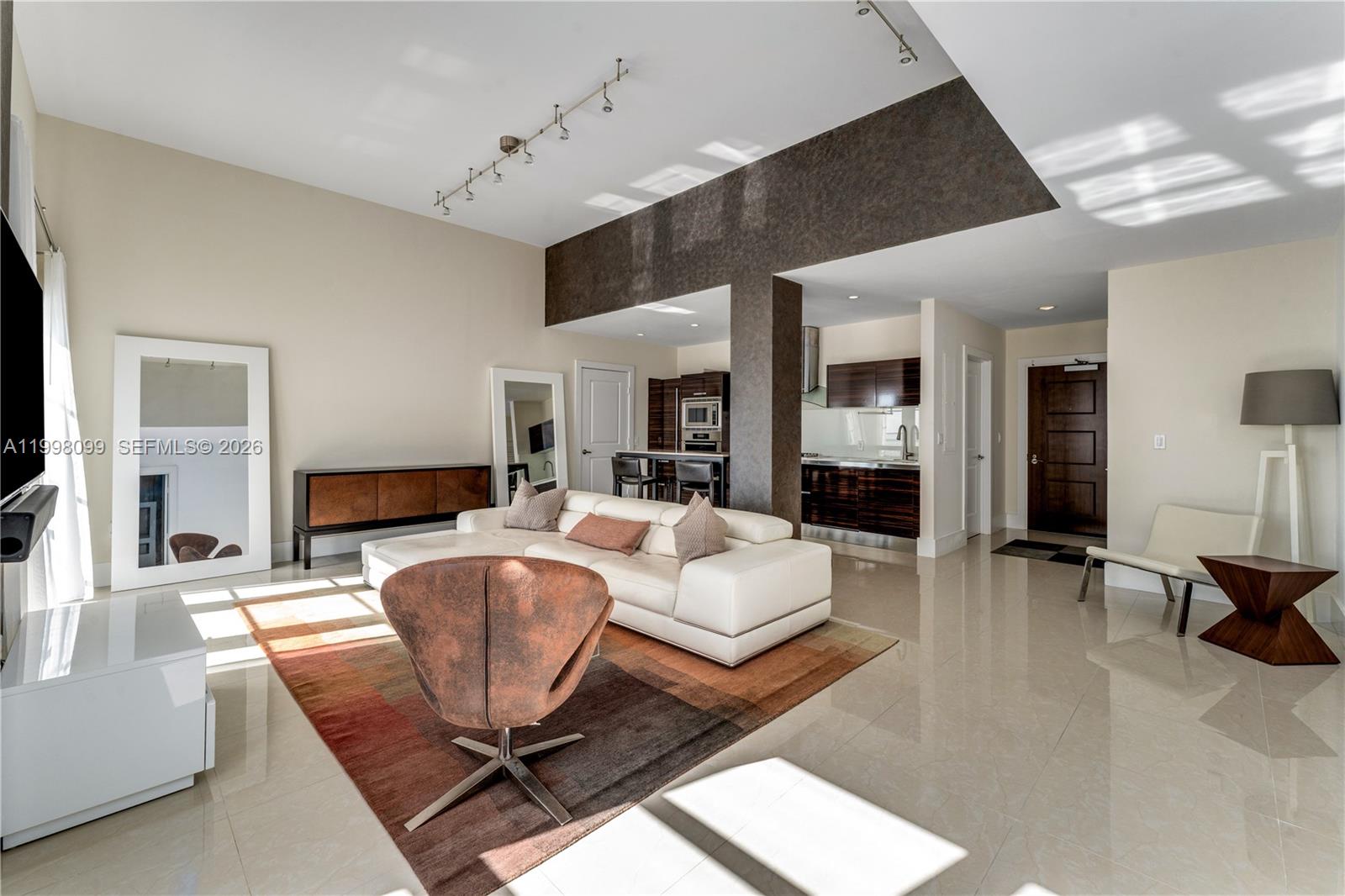 3739 Collins Avenue #N-604, Miami Beach FL 33140