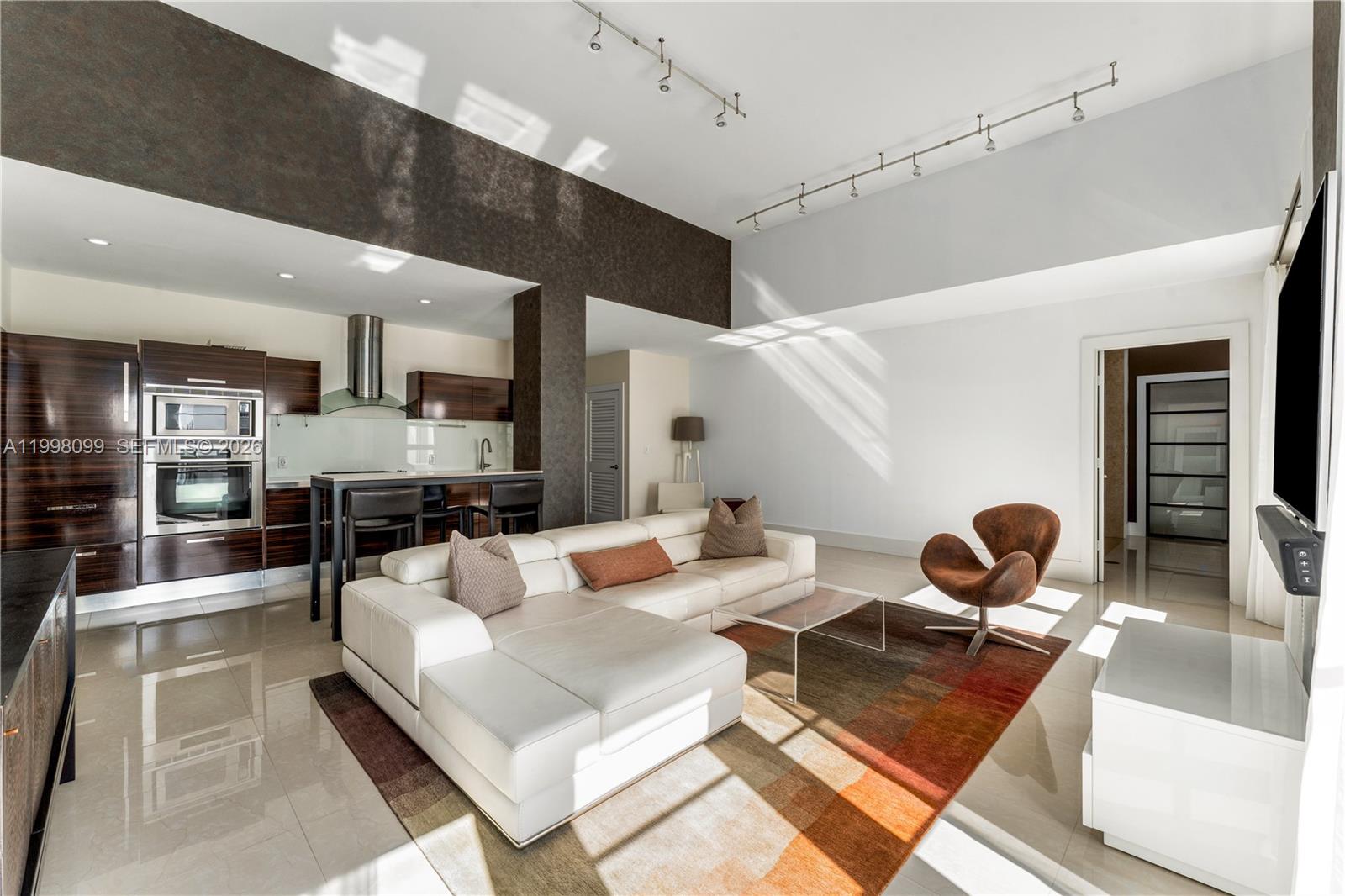 3739 Collins Avenue #N-604, Miami Beach FL 33140