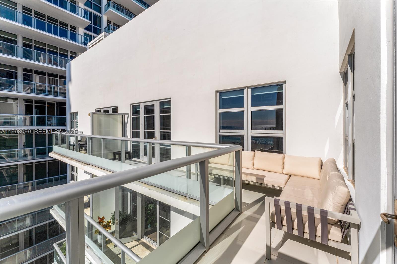 3739 Collins Avenue #N-604, Miami Beach FL 33140