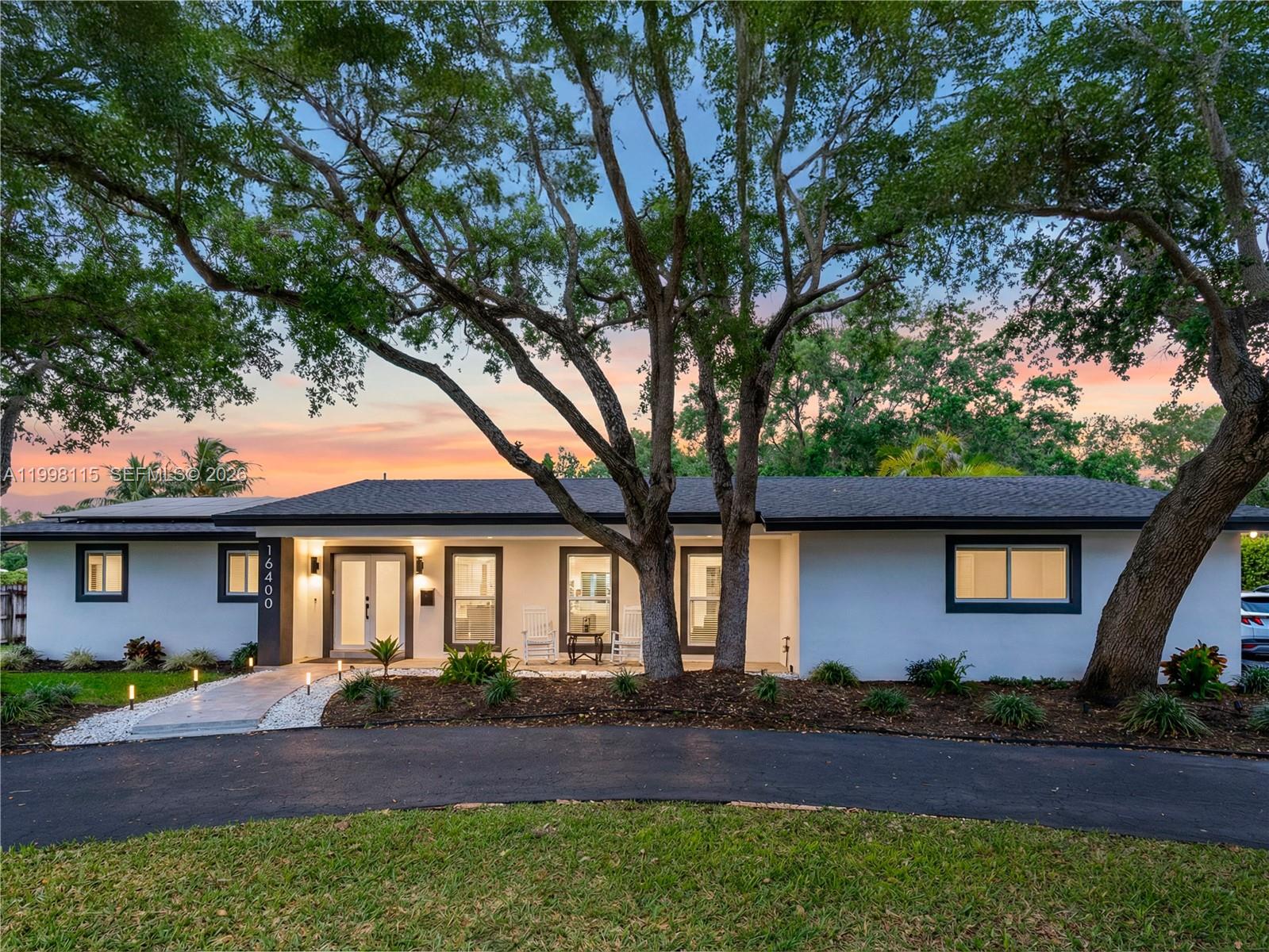 16400 SW 80th Ave, Palmetto Bay FL 33157