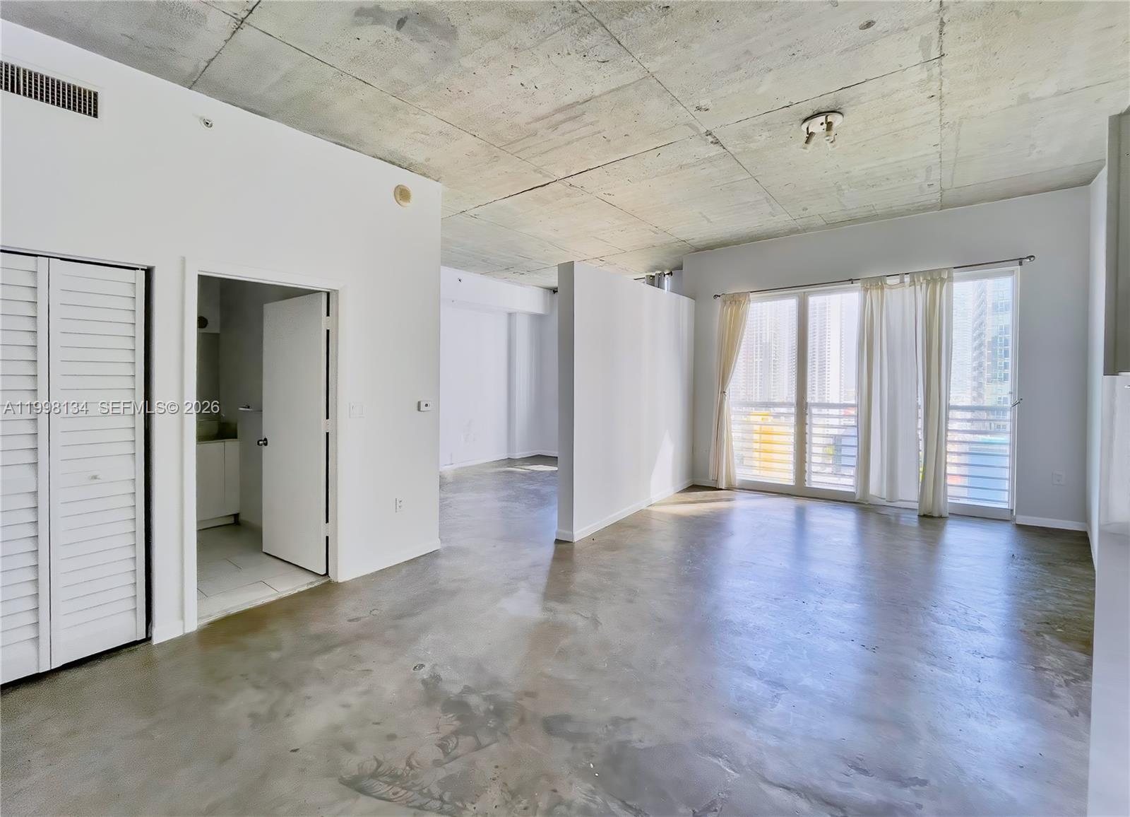 133 NE 2nd Ave #2105, Miami FL 33132
