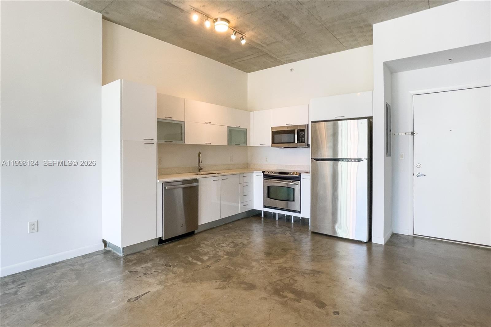 133 NE 2nd Ave #2105, Miami FL 33132