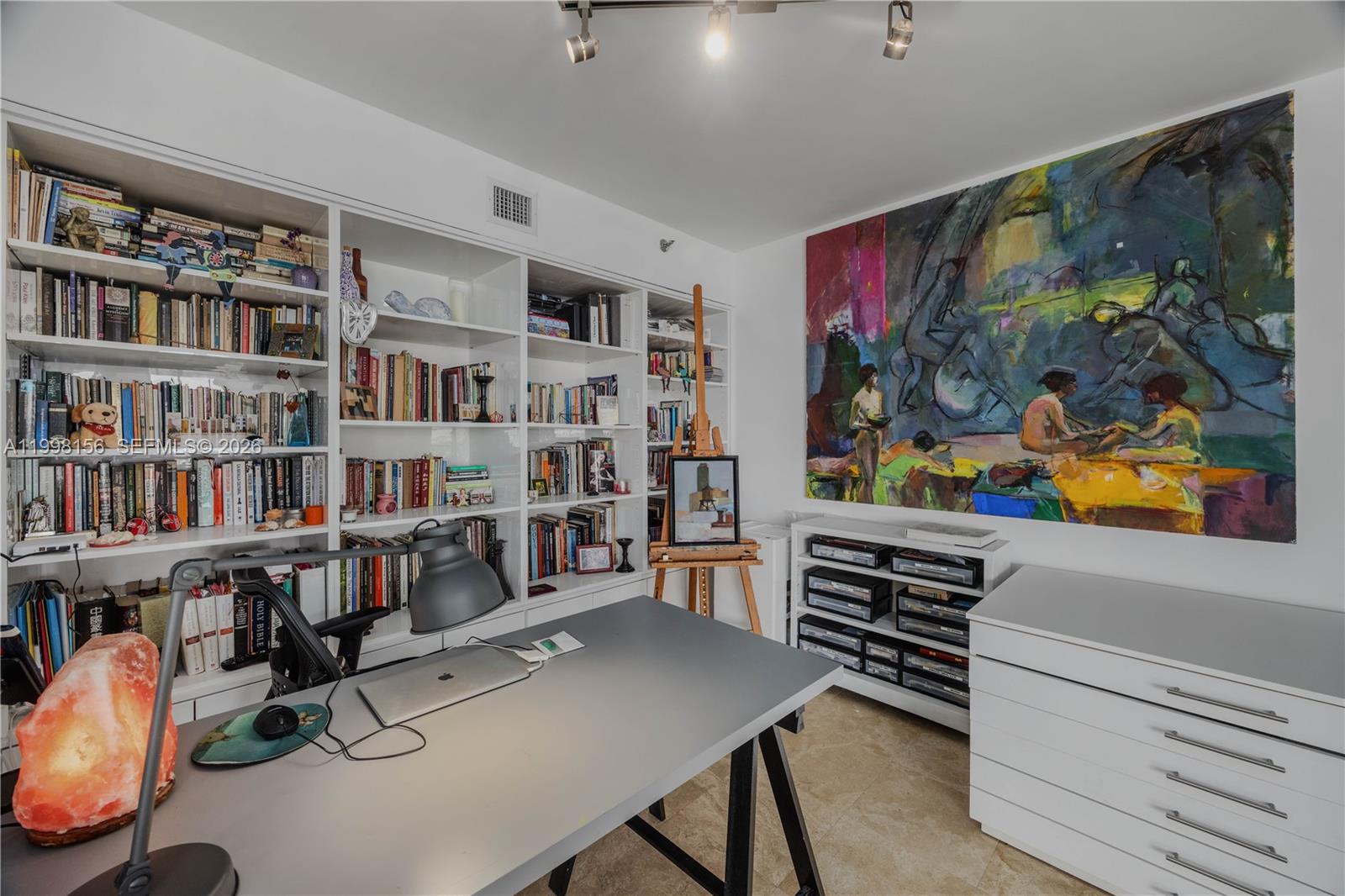 1000 W Island Blvd #1910, Aventura FL 33160