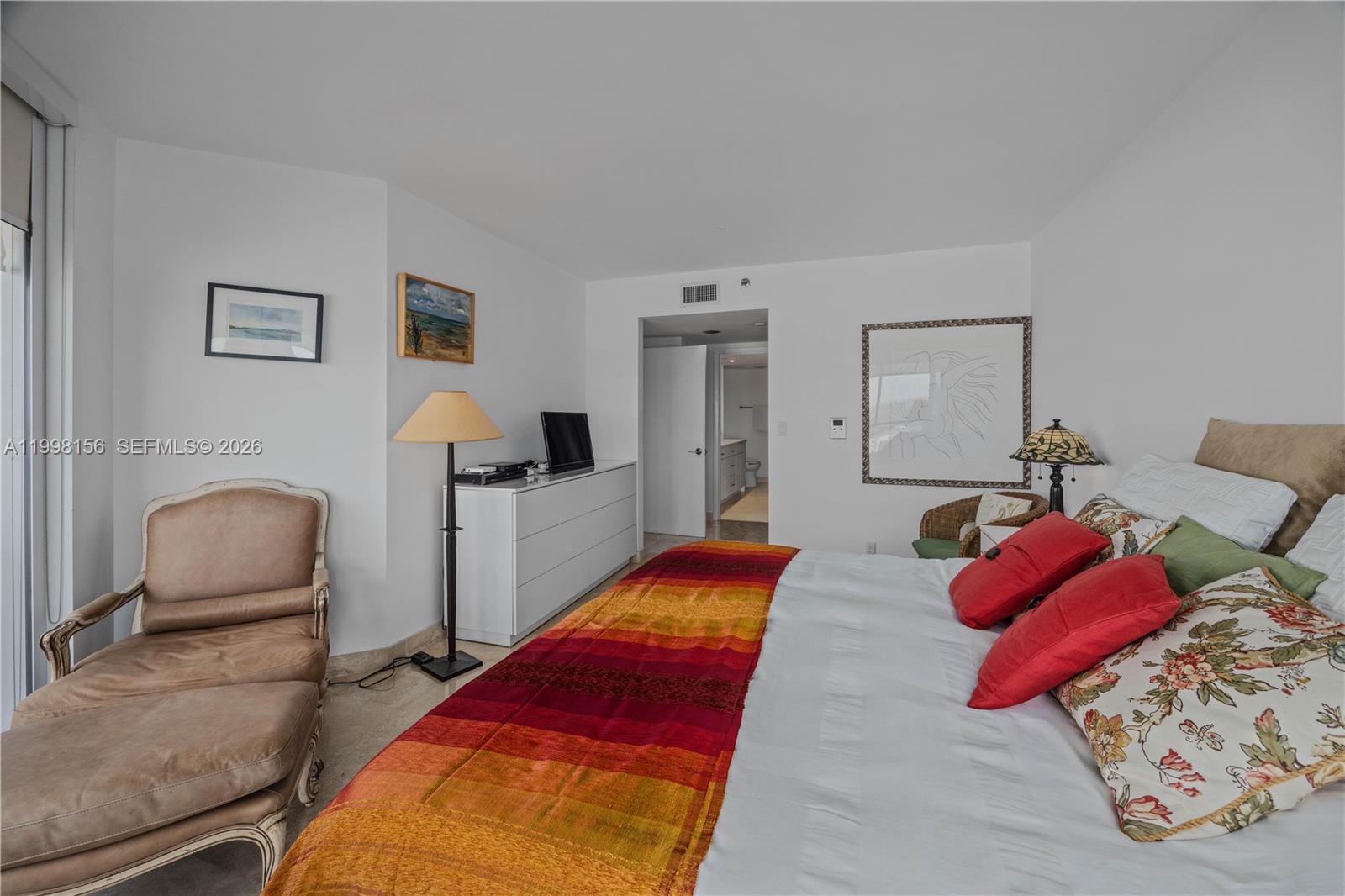 1000 W Island Blvd #1910, Aventura FL 33160
