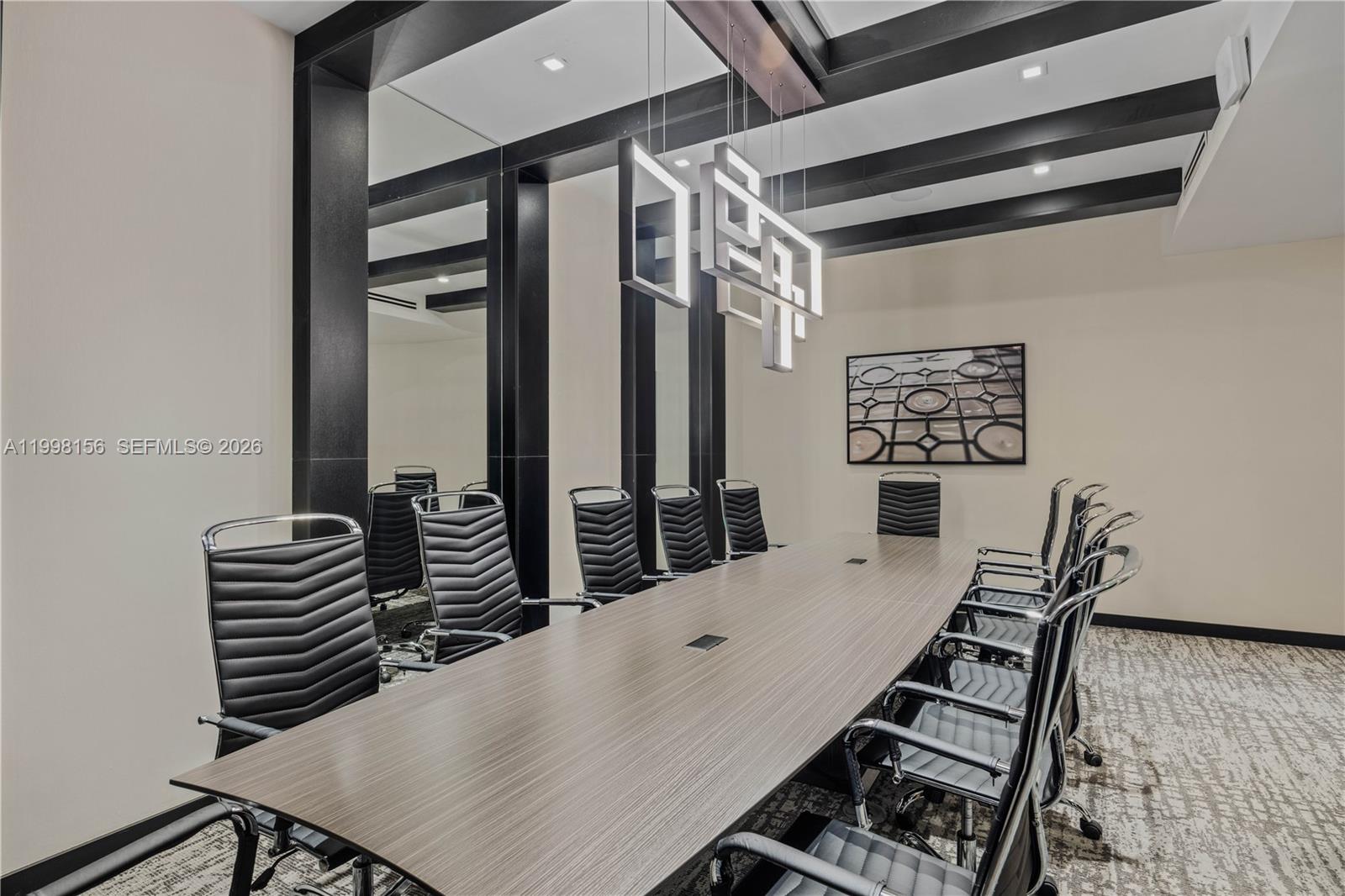 1000 W Island Blvd #1910, Aventura FL 33160